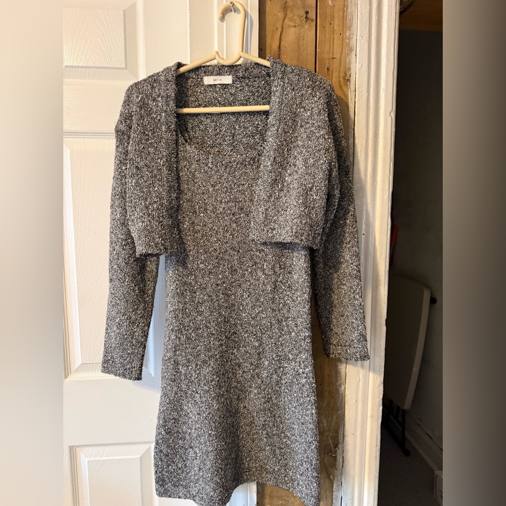 Meet Me Knit dress can fit small / medium